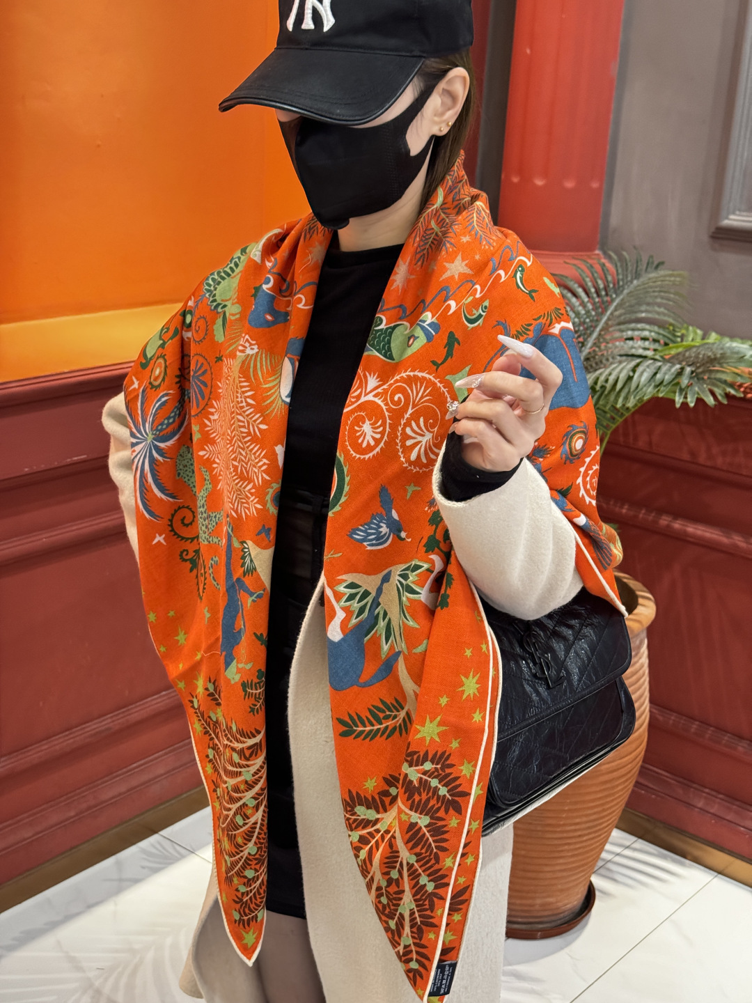 ❄️【双面同色】原单爱马仕140cm丝绒方巾💕 《平衡马车》，没有体验过野村大辅的豪华马车，就不算拥有丰