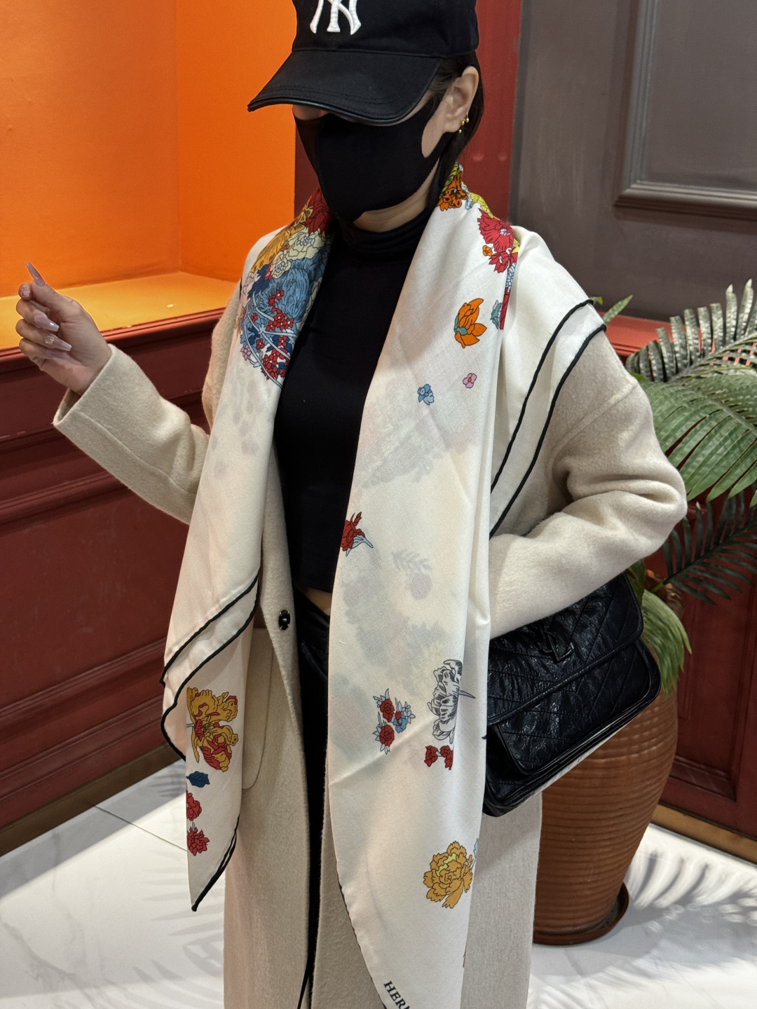 ❤ 双面同色【▪️卓尔不凡，高级有气场！！】非常抬人，带点故事的精彩！永远加分的hermes艺术单品！美