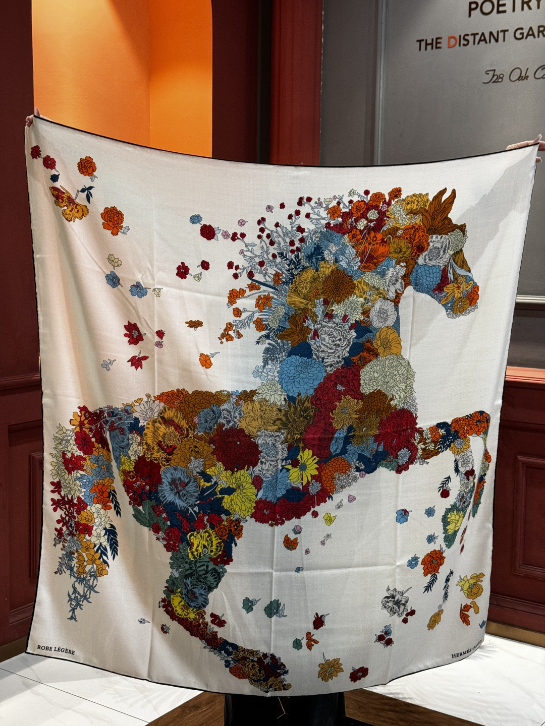 ❤ 双面同色【▪️卓尔不凡，高级有气场！！】非常抬人，带点故事的精彩！永远加分的hermes艺术单品！美