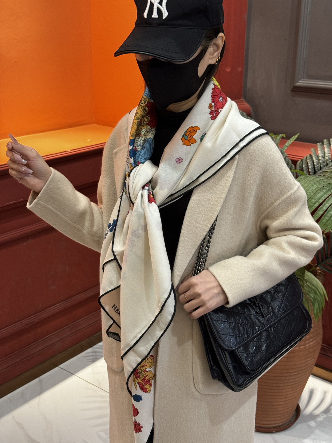 ❤ 双面同色【▪️卓尔不凡，高级有气场！！】非常抬人，带点故事的精彩！永远加分的hermes艺术单品！美