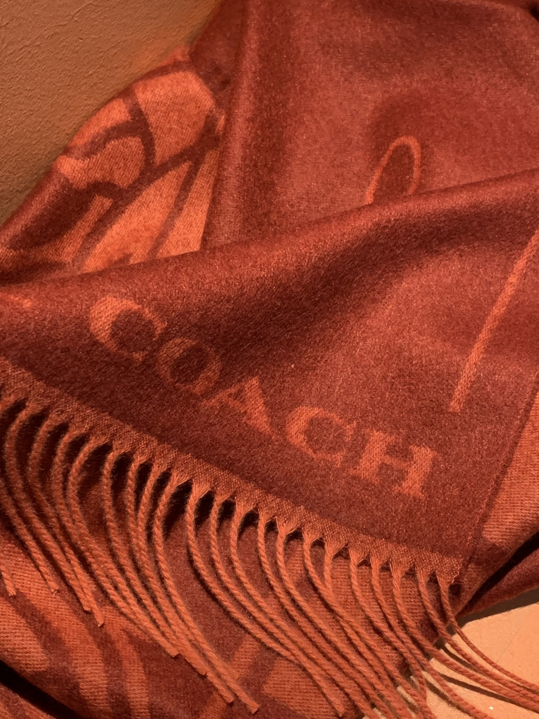 蔻驰 2025年新款到！Coach爆款！披肩也太好看了吧！不仅有颜值还有品质，手感超级软糯和舒服，尺寸1