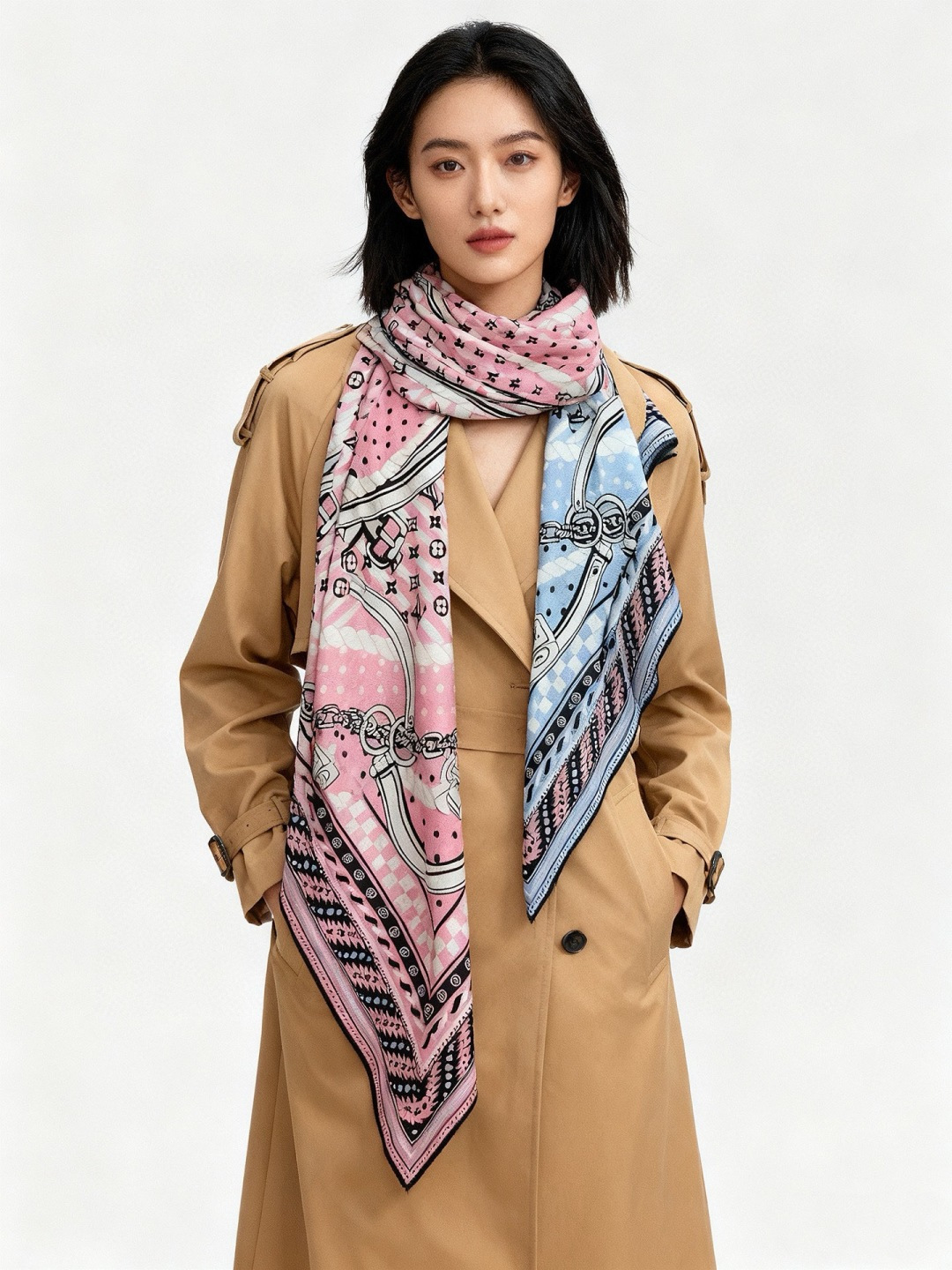 LV x TM 140披肩【140顶级丝绒双面同色披肩】本款LVxTMMonogram Multicol