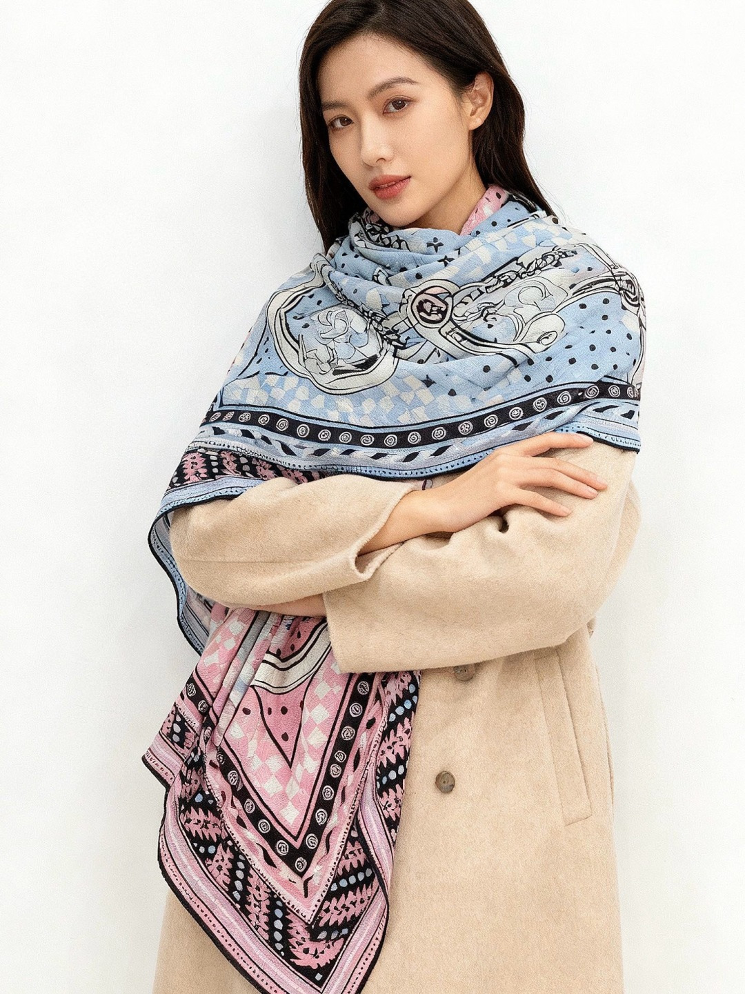 LV x TM 140披肩【140顶级丝绒双面同色披肩】本款LVxTMMonogram Multicol