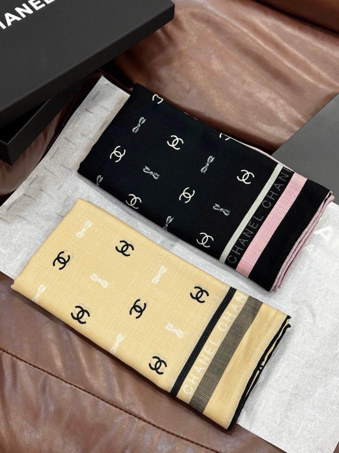 🌸·春日碎花20。 Chanel 140丝绒双面披肩25新款碎花花披肩超级有氛围感135*135cm的大