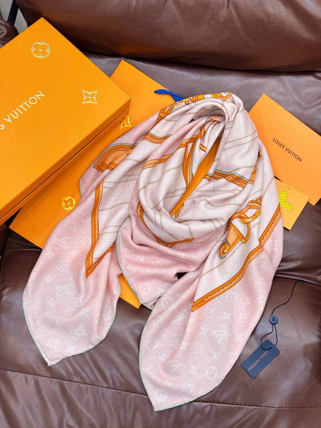 MY NEVERFULL 140丝绒方巾【140顶级丝绒双面同色】My Neverfull 丝绒方巾回溯