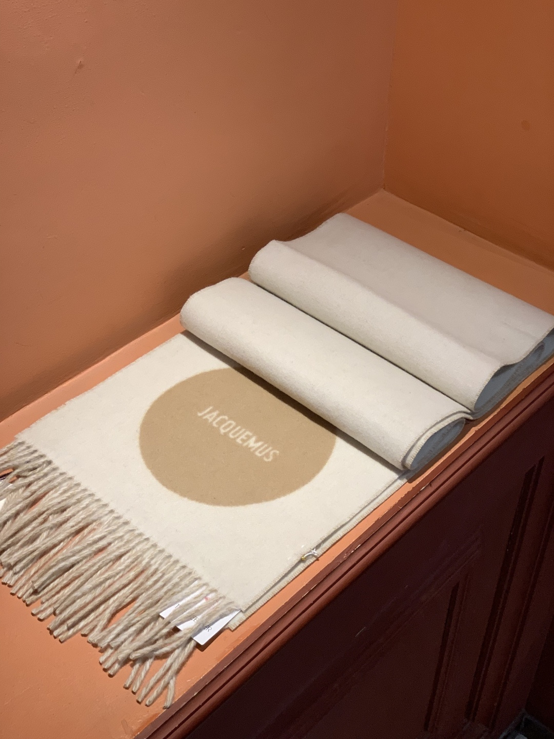 Jacquemus 双面围巾❗今年真的被疯狂种草 今年冬天就非宠这条 好看的要疯掉了，太有型太有魅力了❗