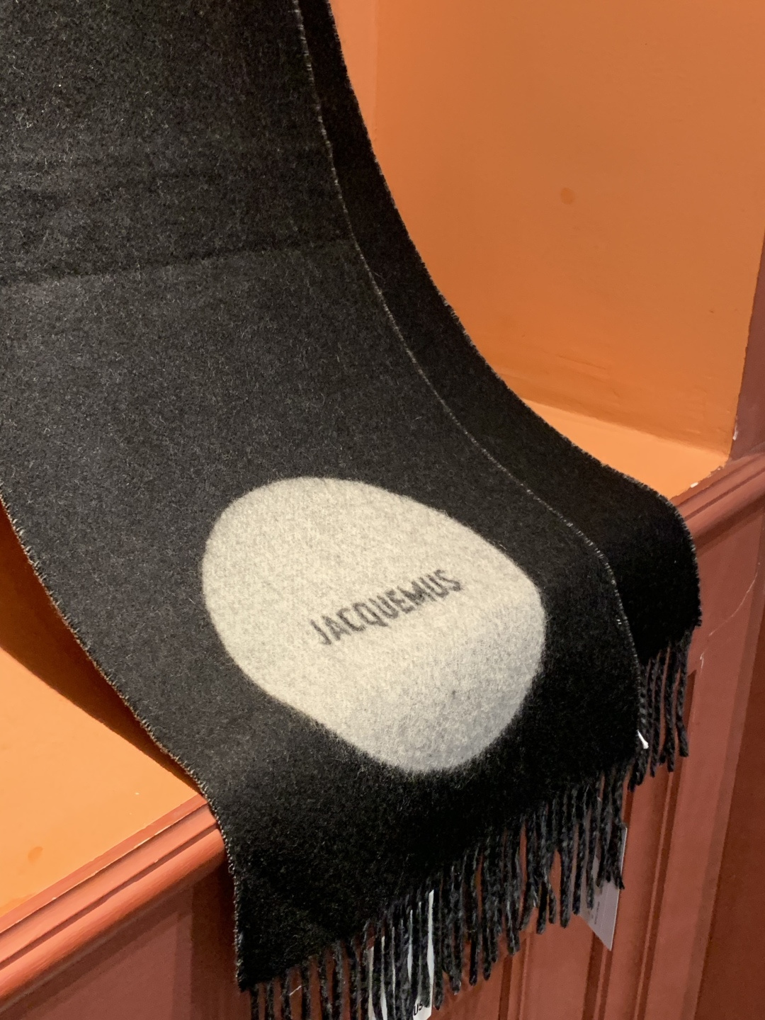 Jacquemus 双面围巾❗今年真的被疯狂种草 今年冬天就非宠这条 好看的要疯掉了，太有型太有魅力了❗