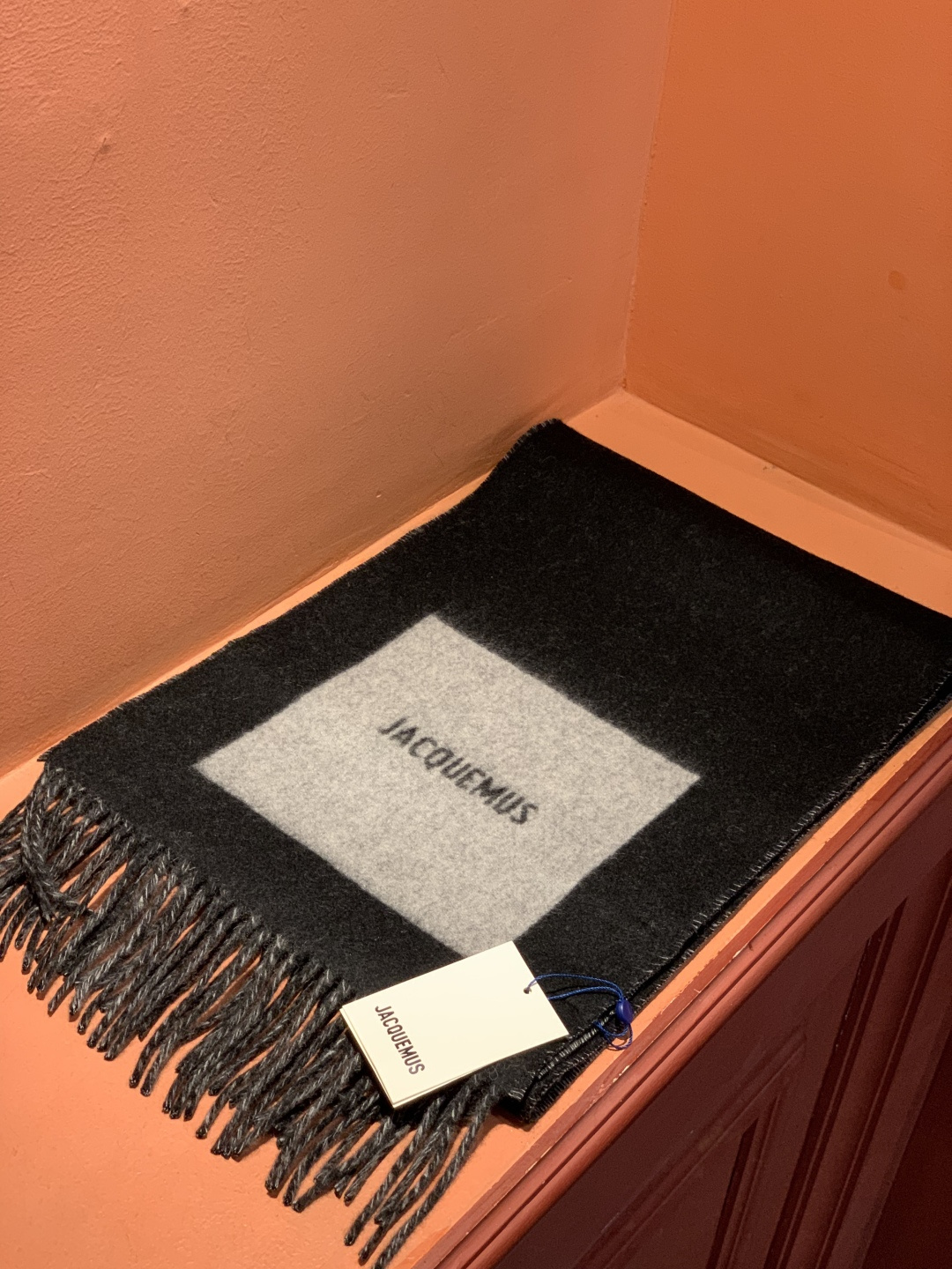 Jacquemus 双面围巾❗今年真的被疯狂种草 今年冬天就非宠这条 好看的要疯掉了，太有型太有魅力了❗