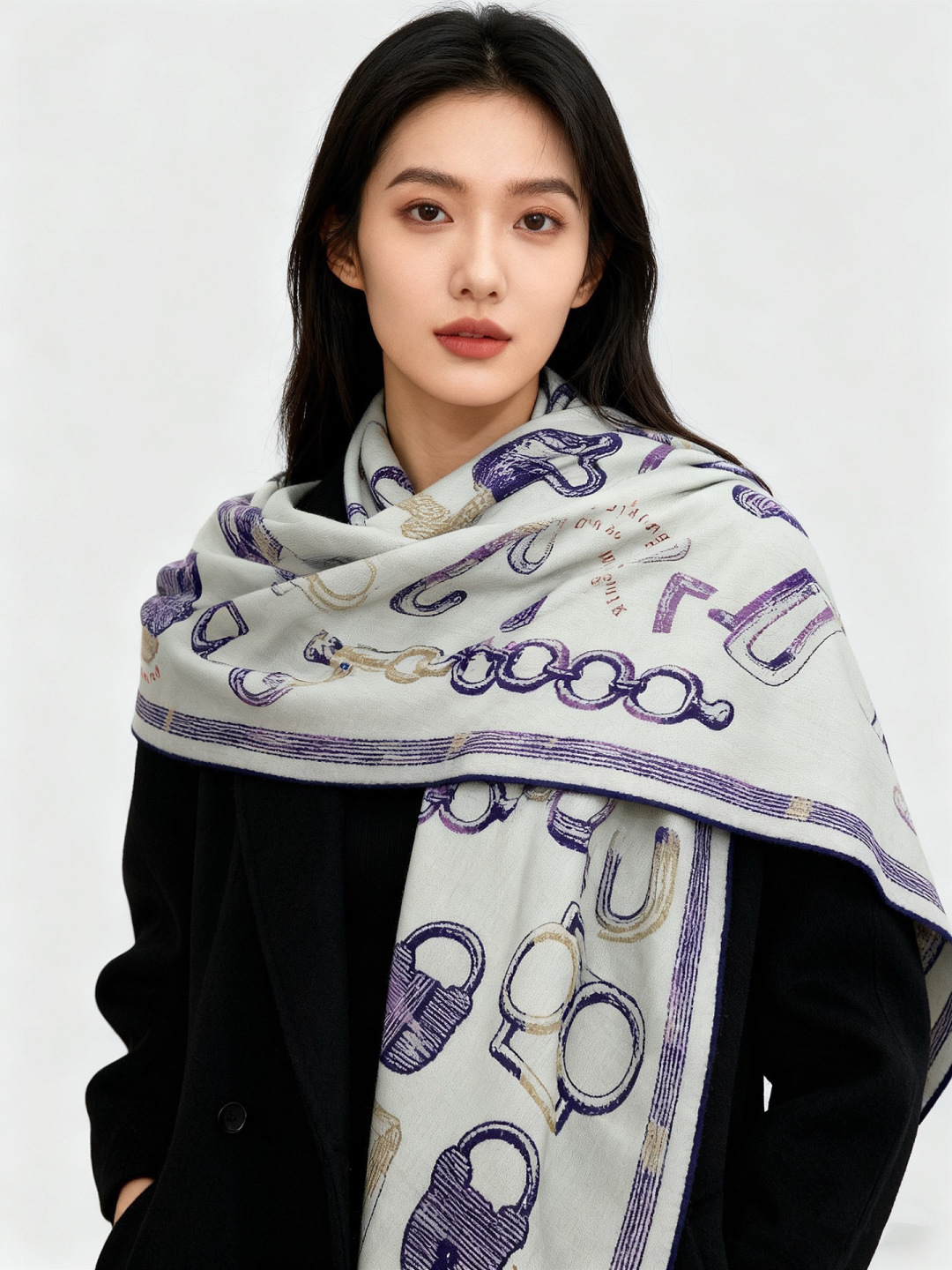 爱马仕(Hermes)【💗】 | “马具故事的诗意回顾”140披肩 【上新❤️】 永远秉承高品质手工卷边