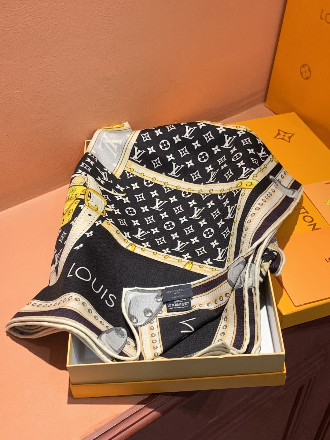 MY NEVERFULL 140丝绒方巾【140顶级丝绒双面同色】My Neverfull 丝绒方巾回溯