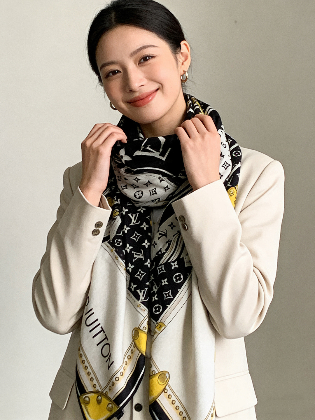 MY NEVERFULL 140丝绒方巾【140顶级丝绒双面同色】My Neverfull 丝绒方巾回溯