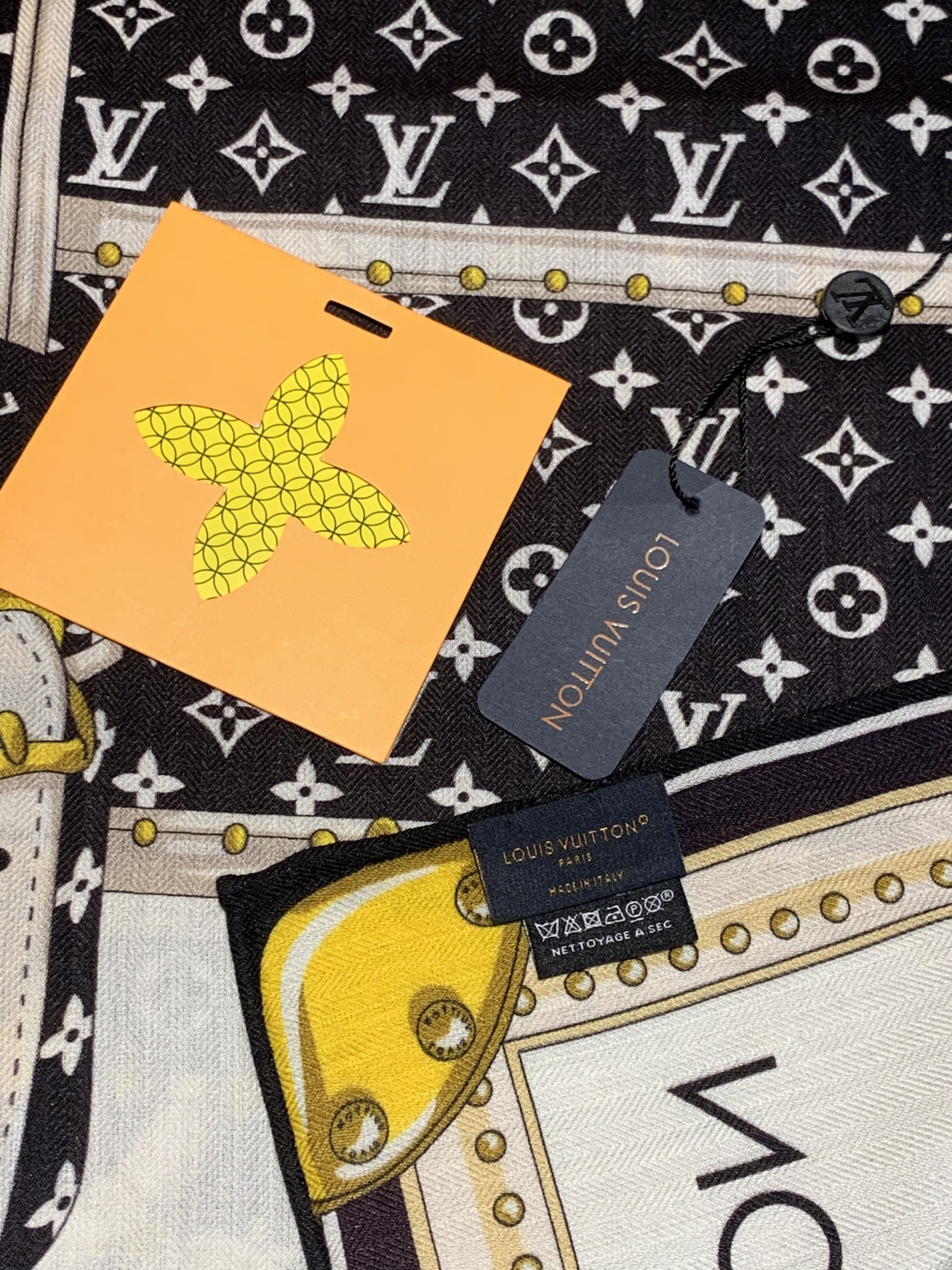 MY NEVERFULL 140丝绒方巾【140顶级丝绒双面同色】My Neverfull 丝绒方巾回溯