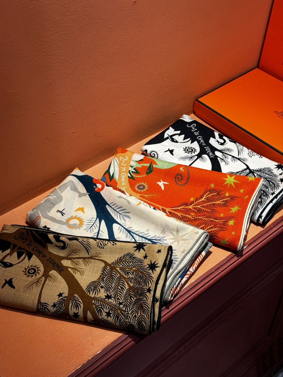 羊绒新款🆕👏👏买了都说好看‼️推荐💕爱马仕双面同色羊绒方巾【玛雅森林双面同色140】，顶级工艺超值‼️爱