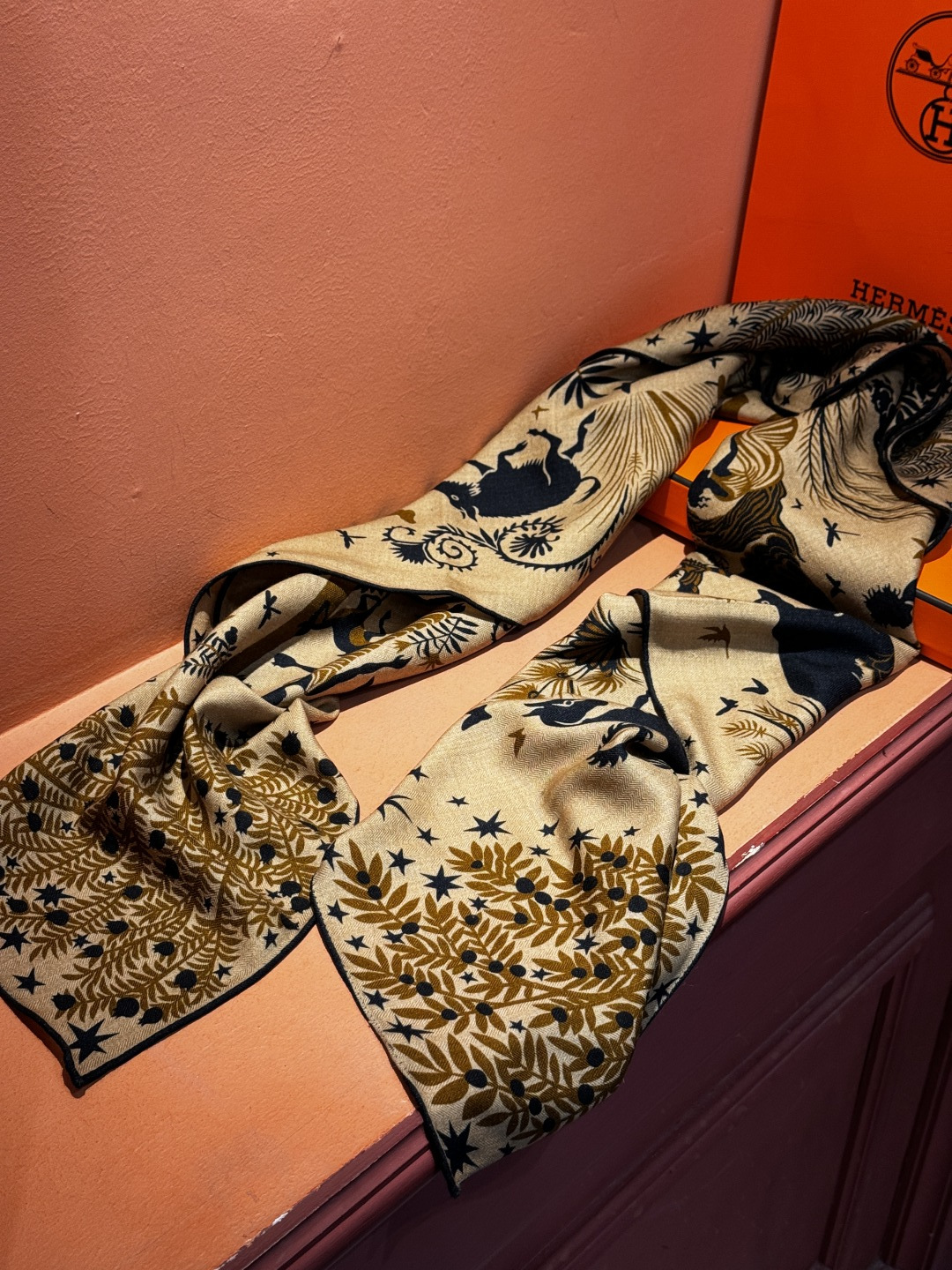 羊绒新款🆕👏👏买了都说好看‼️推荐💕爱马仕双面同色羊绒方巾【玛雅森林双面同色140】，顶级工艺超值‼️爱