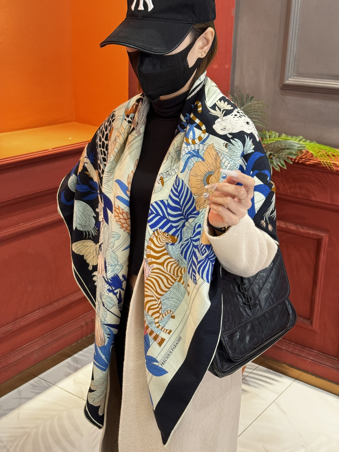 羊绒新款🆕👏买了都说好看‼️推荐💕爱马仕双面同色羊绒方巾，【奇珍乐园双面同色140】顶级工艺超值‼️爱马