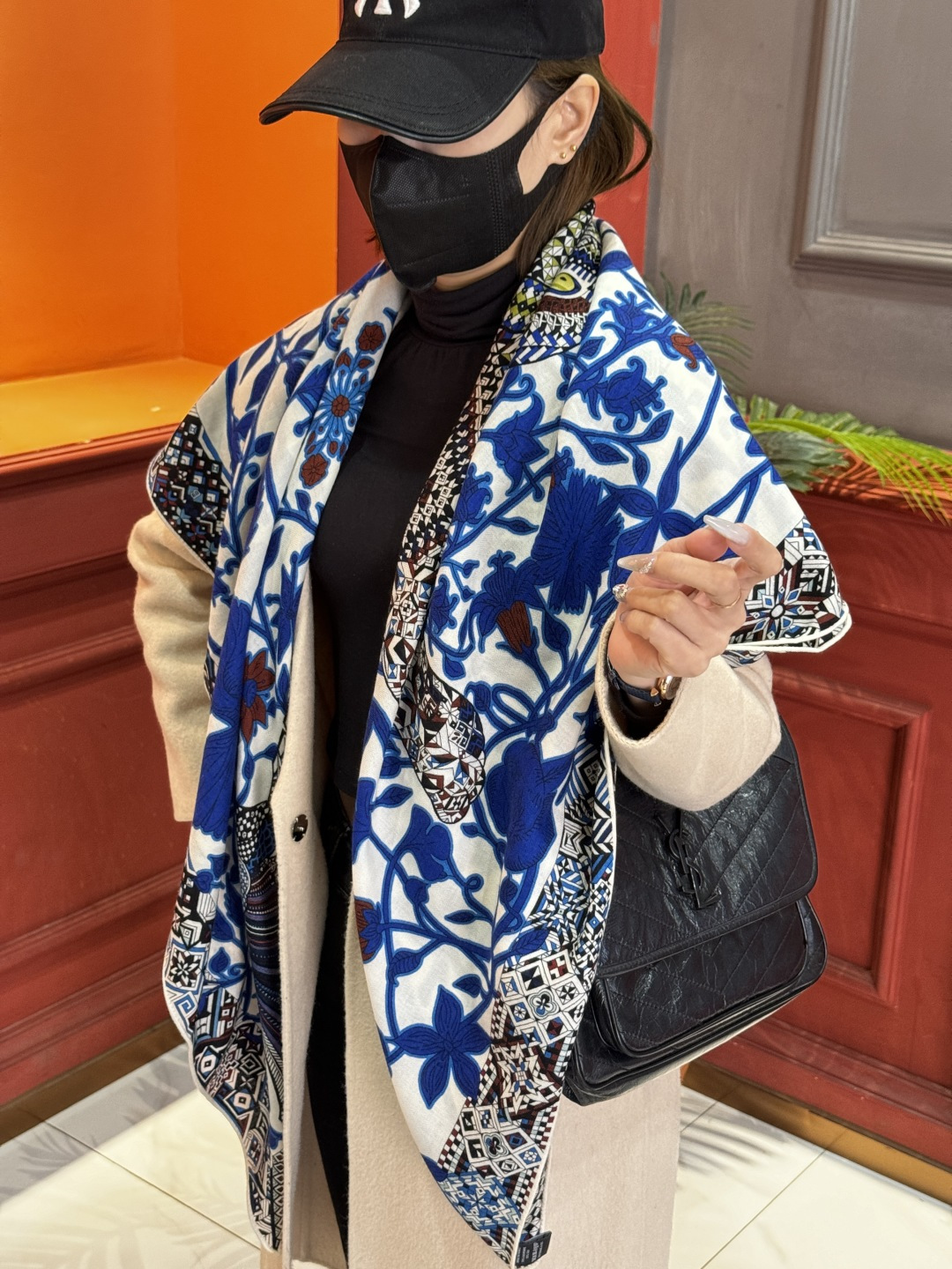 羊绒新款🆕👏👏买了都说好看‼️推荐💕爱马仕双面同色羊绒方巾【美洲豹与蜂鸟双面同色140】，顶级工艺超值‼