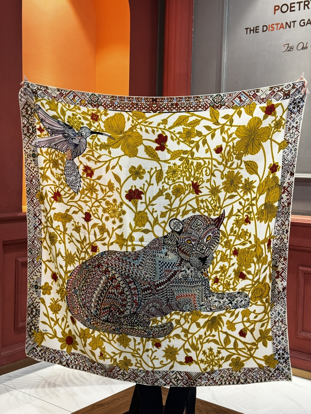 羊绒新款🆕👏👏买了都说好看‼️推荐💕爱马仕双面同色羊绒方巾【美洲豹与蜂鸟双面同色140】，顶级工艺超值‼