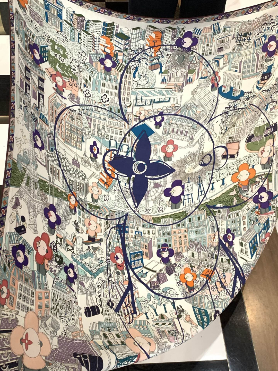 🆕L.viP 定制级别 【双面同色高奢丝绒方巾，baby绒级别的超柔触感】只有我家的品质才能叫丝绒方巾路