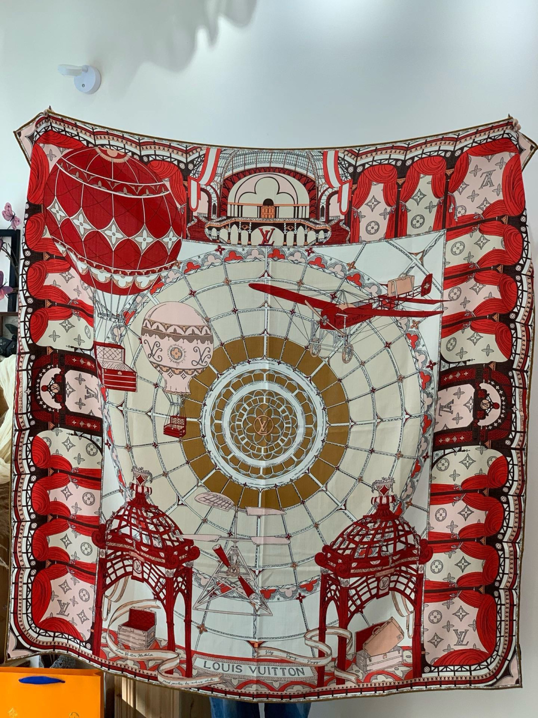 LV x TM 140披肩【140顶级丝绒双面同色披肩】本款LVxTMMonogram Multicol