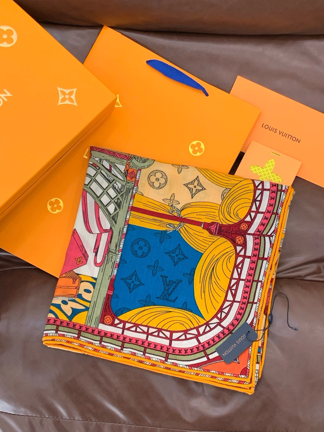 LV x TM 140披肩【140顶级丝绒双面同色披肩】本款LVxTMMonogram Multicol