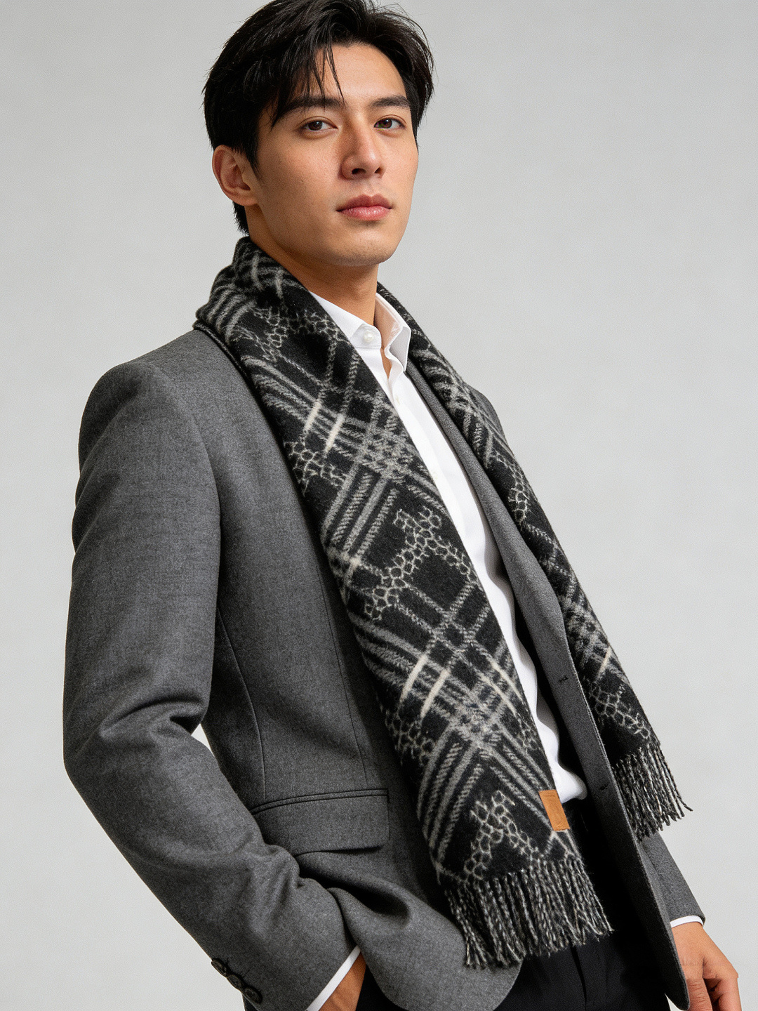 双面围巾 🆕Burberry · 巴宝莉格子围巾❗️好看的要疯掉了，太有型太有魅力了❗️❗️非常斯文时尚