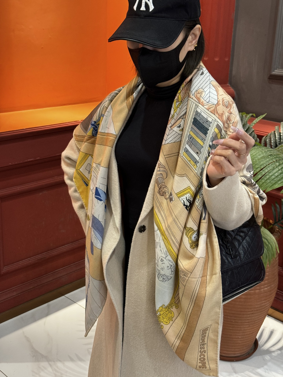 💟上新💞｛24号之谜｝羊绒大方巾[双面同色140]手工卷边H家是创意和作品故事的无限源泉，每季皆推出全新