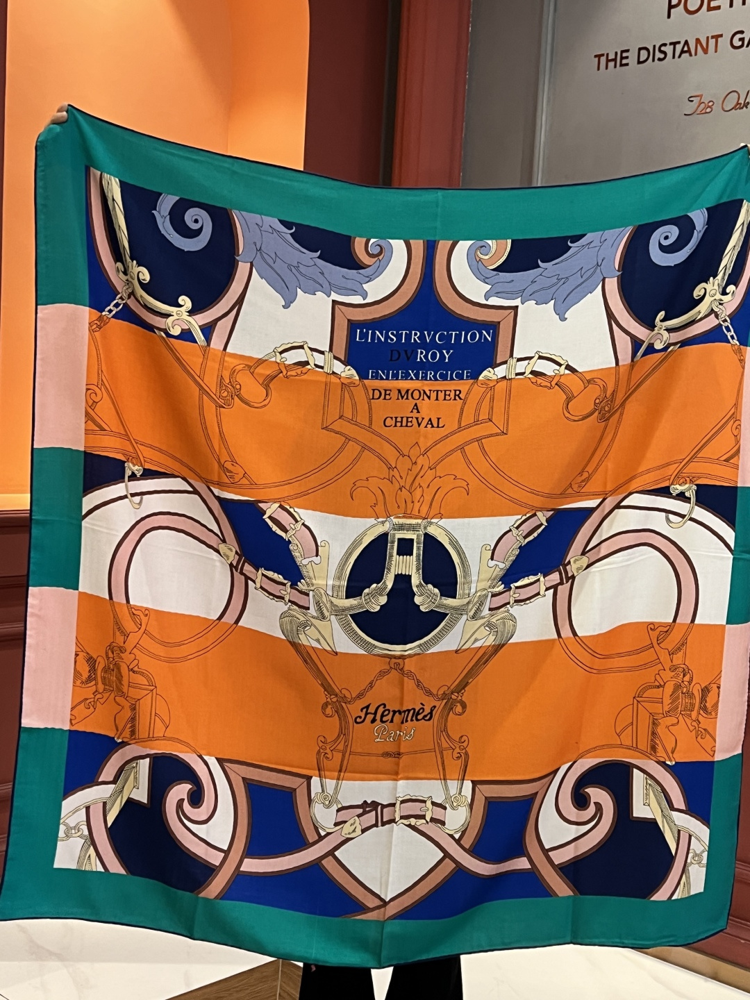 新款💖🏻🏻推荐💕【马术指导】140丝绒方巾，双面同色，顶级工艺超值‼️爱马仕专柜爆款立体呈现图案纹路实物