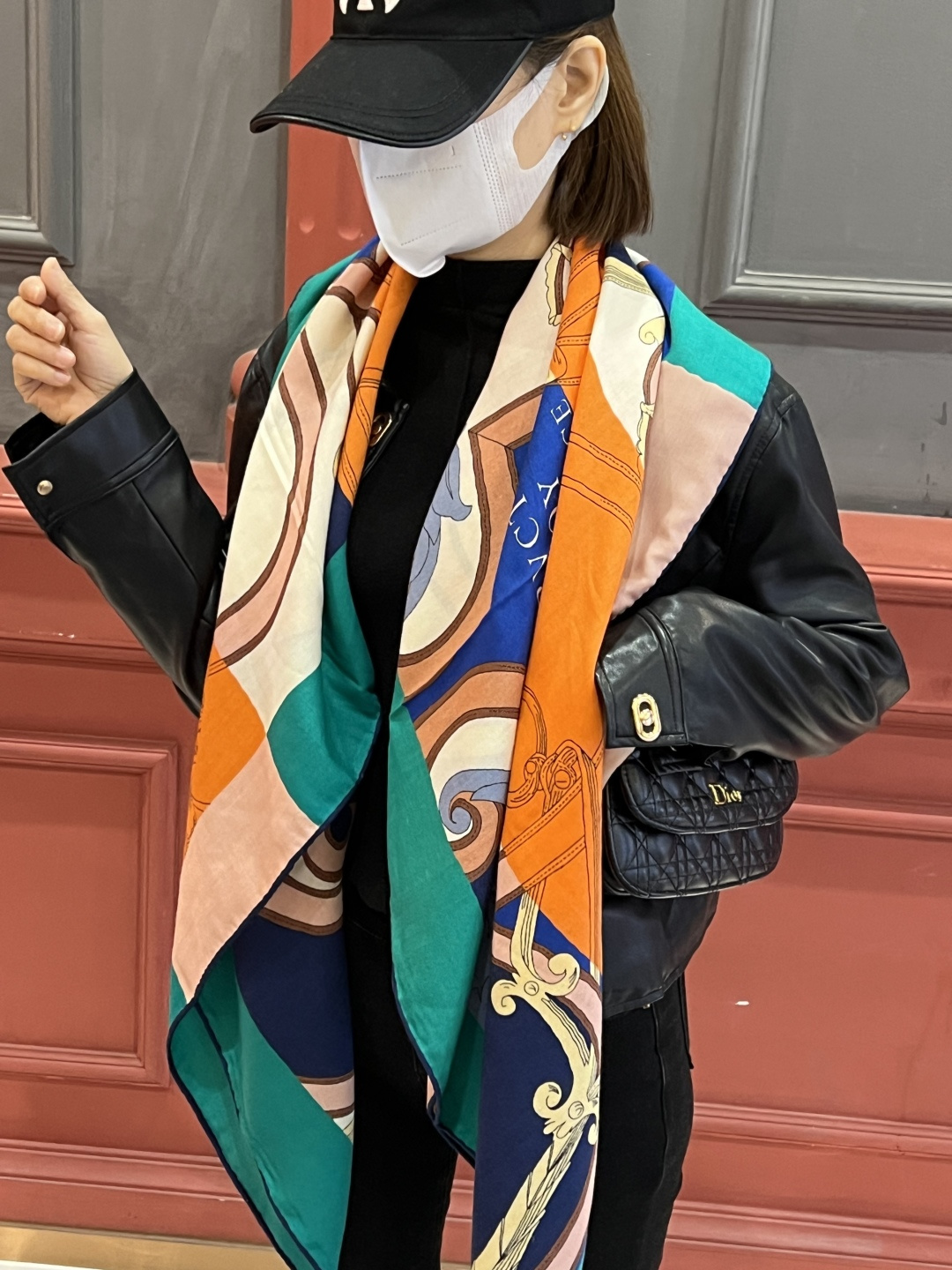 新款💖🏻🏻推荐💕【马术指导】140丝绒方巾，双面同色，顶级工艺超值‼️爱马仕专柜爆款立体呈现图案纹路实物