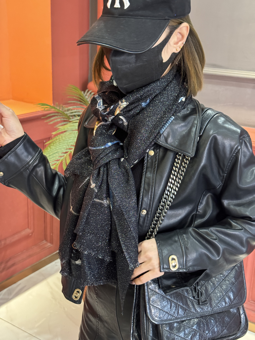 会发光发亮的围巾 新款🆕🏇🏇买了都说好看‼️推荐💕顶级工艺超值‼️爱马仕专柜爆款🎁💟立体呈现图案纹路实物