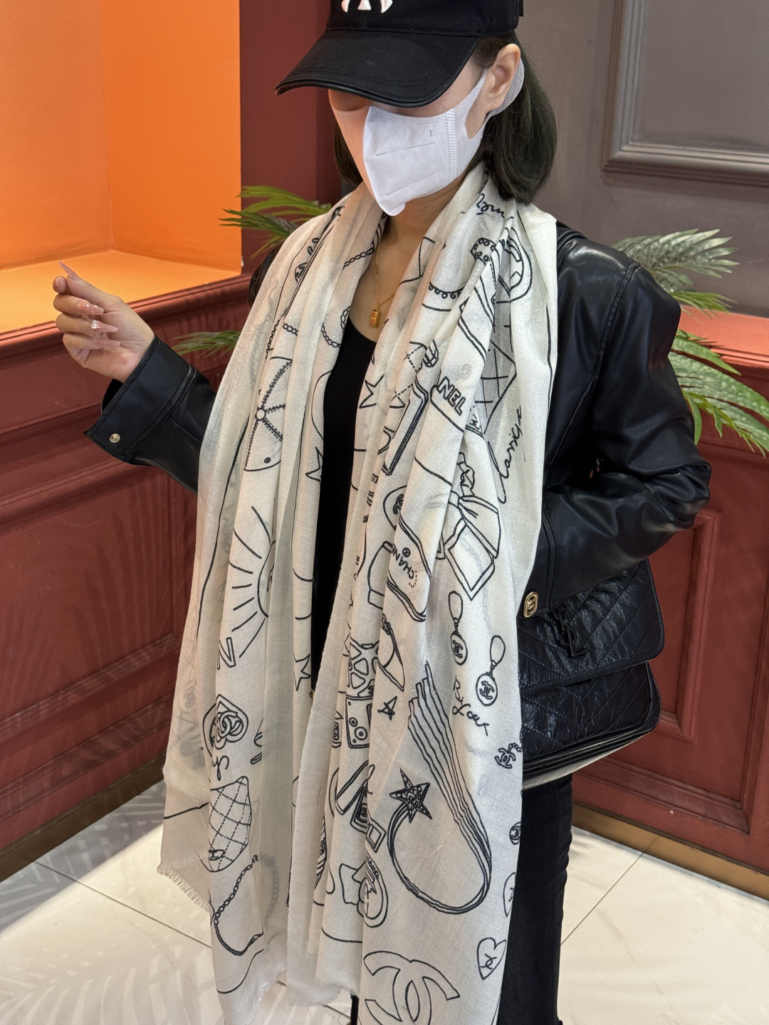 新款💖💖💃🏻💃🏻小香【会发光发亮的小香鞋包羊绒长巾】‼️抢‼️VIP推荐 ‼️👍下手一定要快【高端 大爱