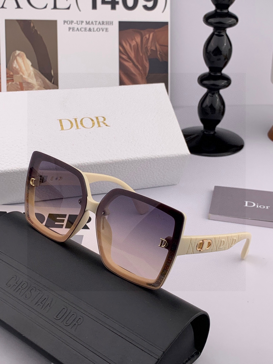 🔺 【DIOR-迪奥】2025开春新款 潮流爆款 时尚方框太阳镜 高品质 佩戴舒适 网红潮款墨镜 型号：