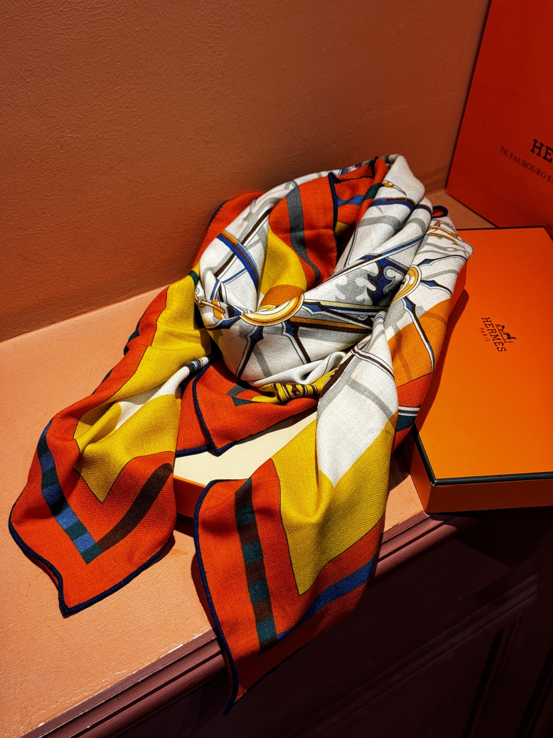 ❄️【双面同色】原单爱马仕140cm丝绒方巾💕 《平衡马车》，没有体验过野村大辅的豪华马车，就不算拥有丰