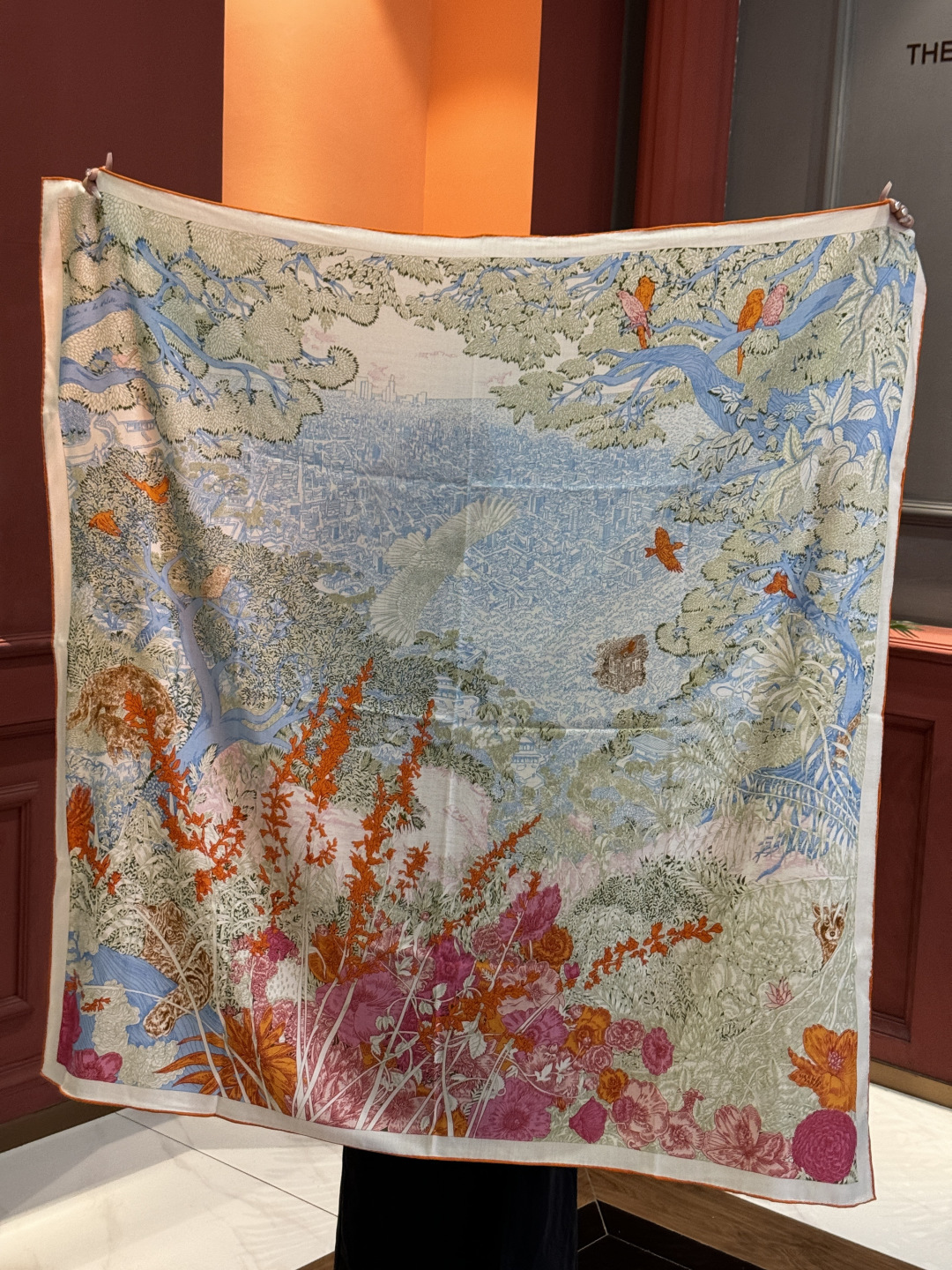 爱马仕～秋冬搭配利器❗️顶级双面同色 版真丝羊绒披肩！！1条等于2条】点睛精彩，图案和配色都超级喜欢，又