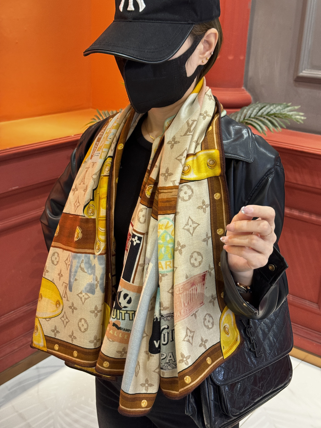 【LV】上新❤️ 路易威登 一款值得品细节的高货抠细节，从一个小块的配色去打败市场货140方巾 二个配色