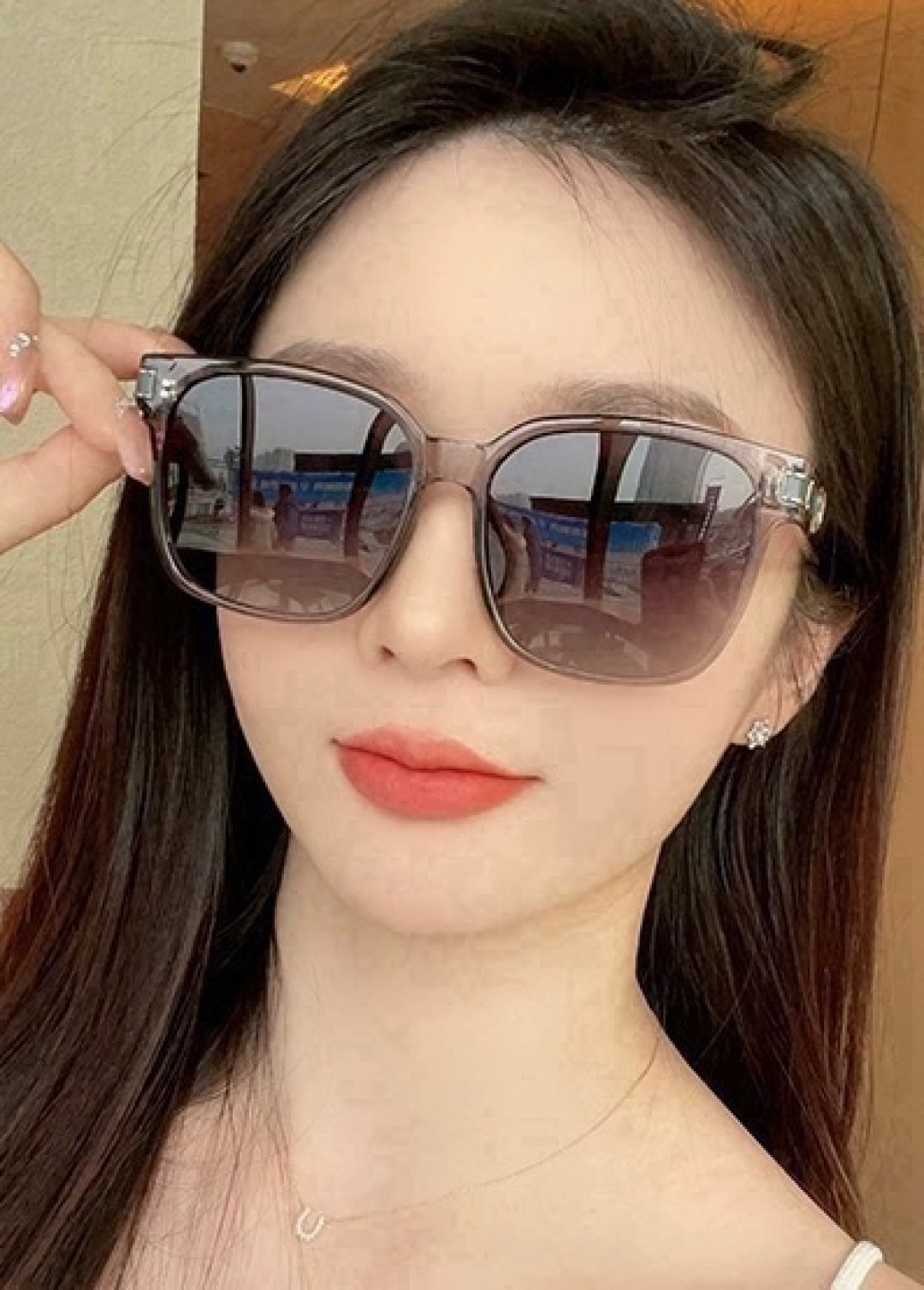 GUCCI 2025开春新款 最新款方框太阳镜 各路网红纷纷带起气场满分‼️ 俏皮甜美.上脸效果更佳.金