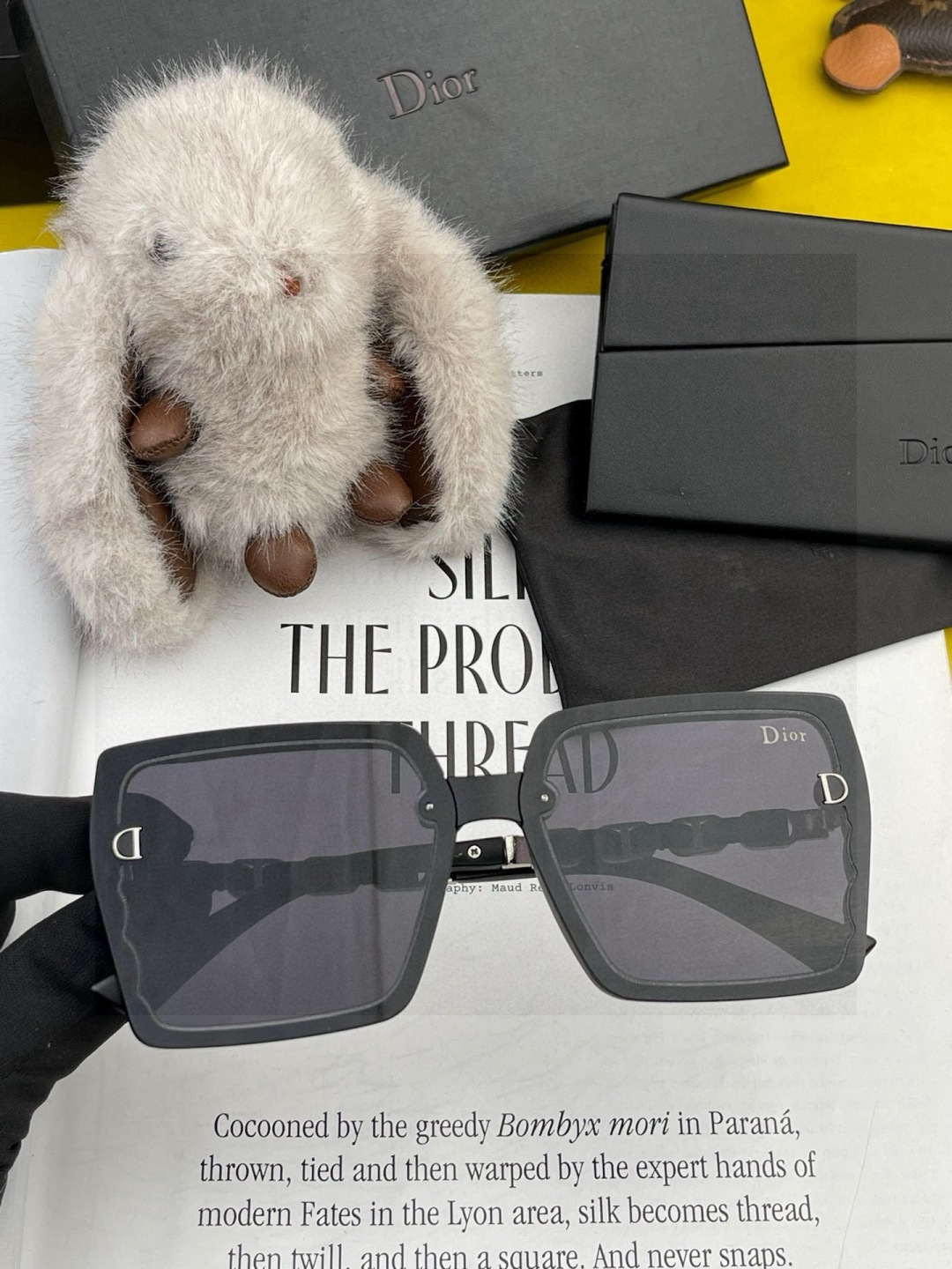 DIOR 2025开春新款🎈原版出货 网红超爆款💙经典奢华全球风[强][酷][亲亲] 时尚方框太阳镜[得