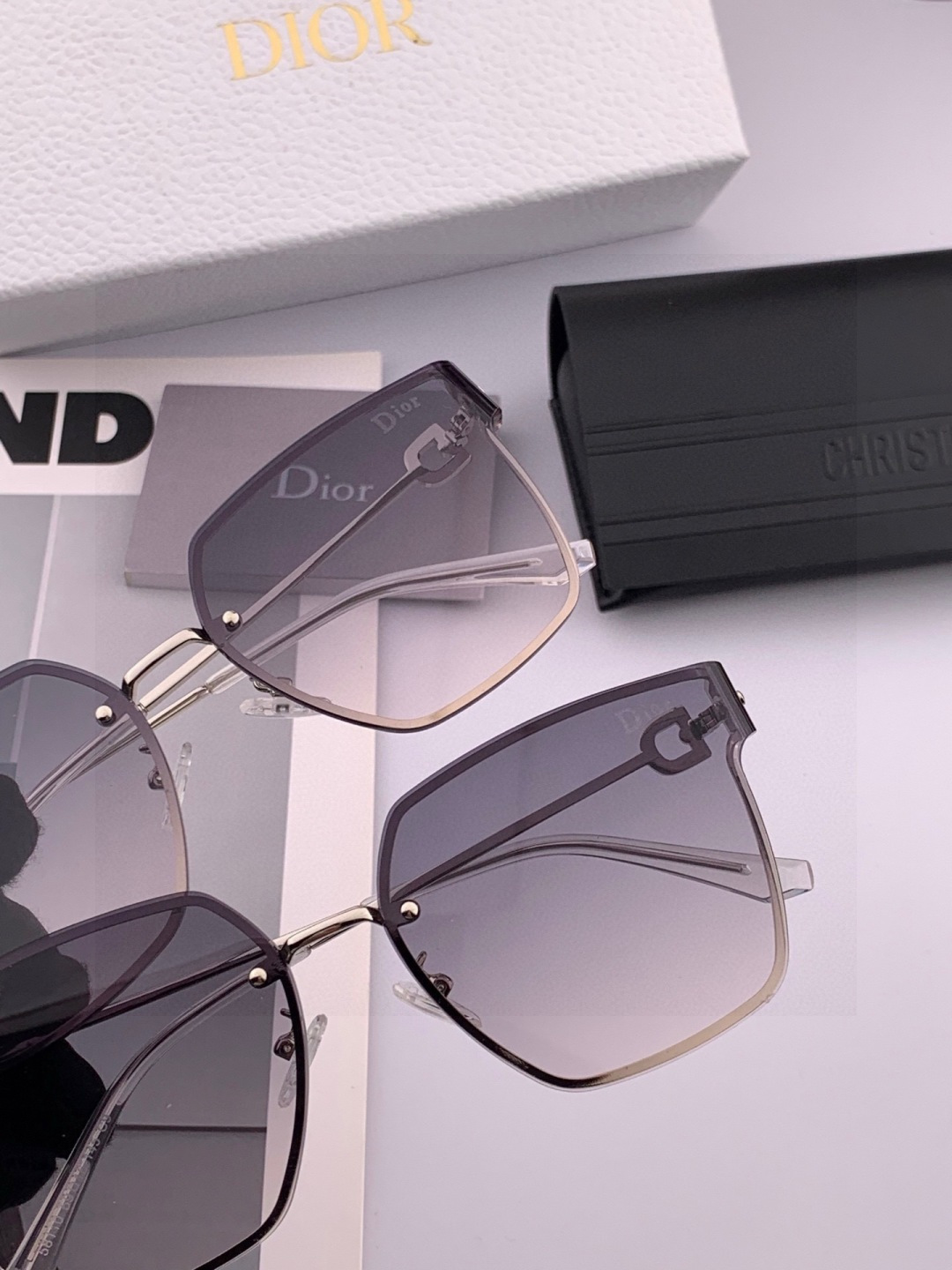 DIOR🌋☔️时尚无框太阳镜镜片 顶级奢侈品[强] 高品质[胜利][亲亲]🍦🍨 [得意] 气质非凡😄 🍫