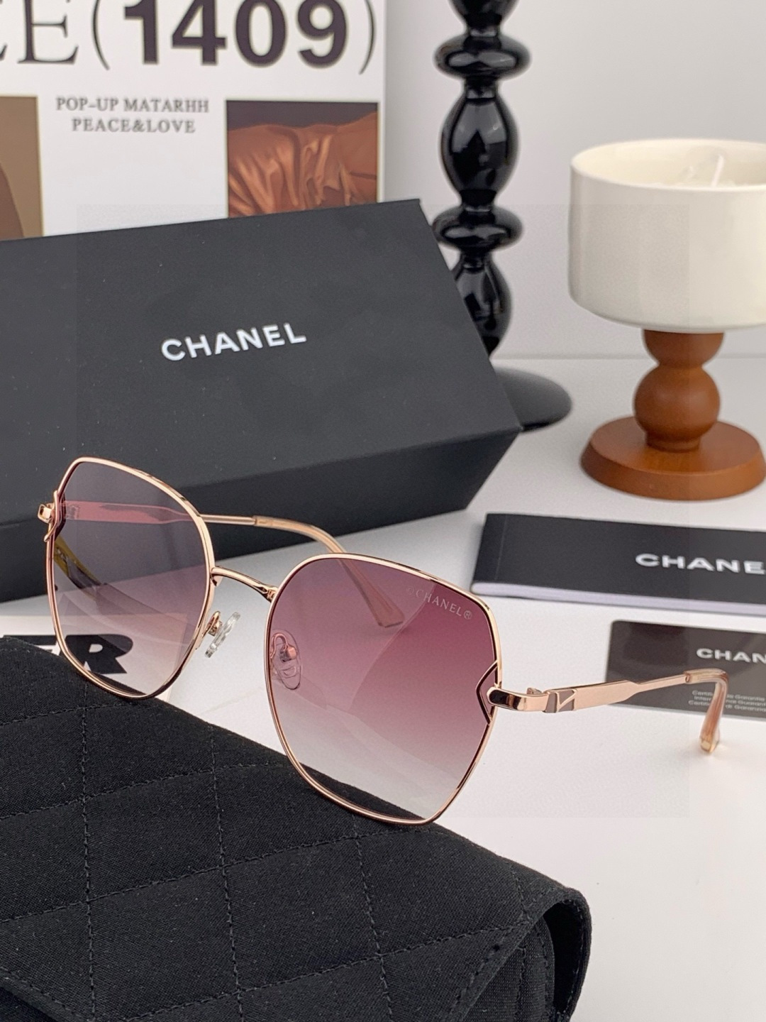 新品CHANEL 香奈儿太阳镜以独特魅力和前卫风格诠释春夏最新眼镜，质感超好佩带舒适 型号：CH9581