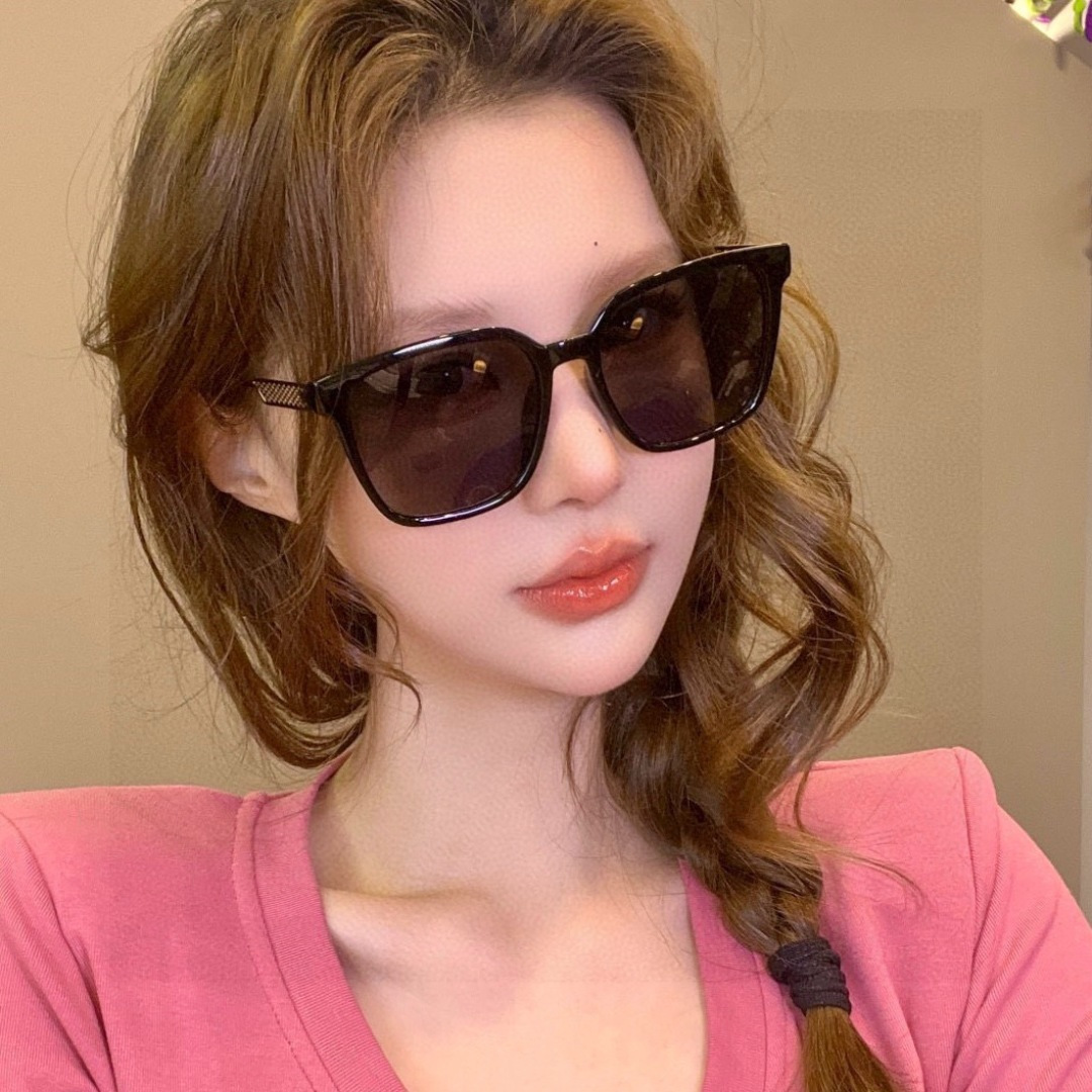 🔺 【DIOR】2025开春新款 潮流爆款 时尚方框偏光太阳镜 高品质 佩戴舒适 网红潮款墨镜 女士高清