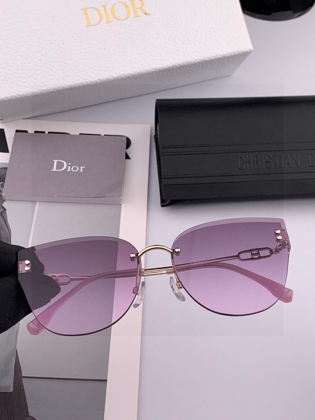 DIOR🌋☔️时尚无框太阳镜镜片 顶级奢侈品[强] 高品质[胜利][亲亲]🍦🍨 [得意] 气质非凡😄 🍫