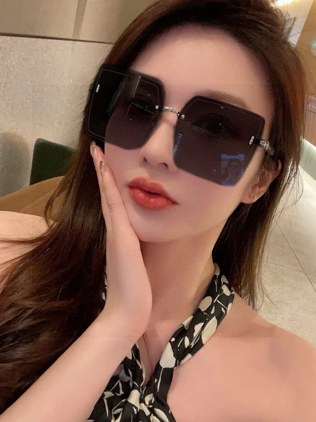 【TR尼龙偏光系列】lv大框太阳镜墨镜经典的方框设计，不挑脸型，无论搭配大衣还是连衣裙都非常显气质尼龙偏