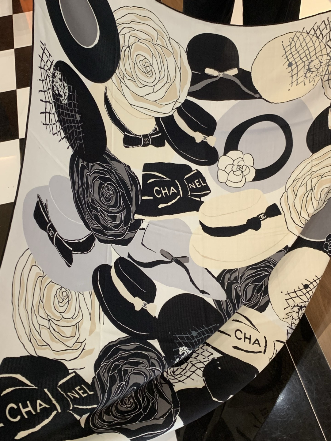 📦新款💖💖🏻🏻【山茶花印花140】140丝绒双面同色印花方巾‼️抢‼️VIP推荐 ‼️下手一定要快【高端