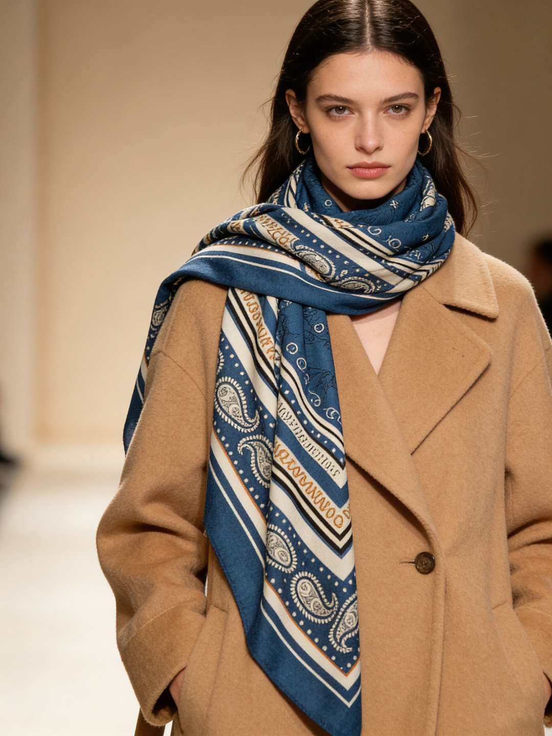 羊绒新款🆕👏👏买了都说好看‼️推荐💕爱马仕双面同色羊绒方巾【水手纹身双面同色140】，顶级工艺超值‼️爱