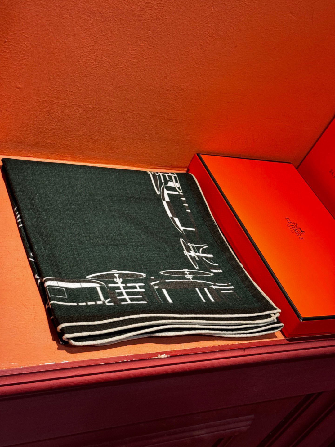 ✨✨HERMES 牛逼爆款 双面同色【马术的错综交叠140】【绝对顶级品质】💣超值回馈🎀绝对会尖叫的专柜