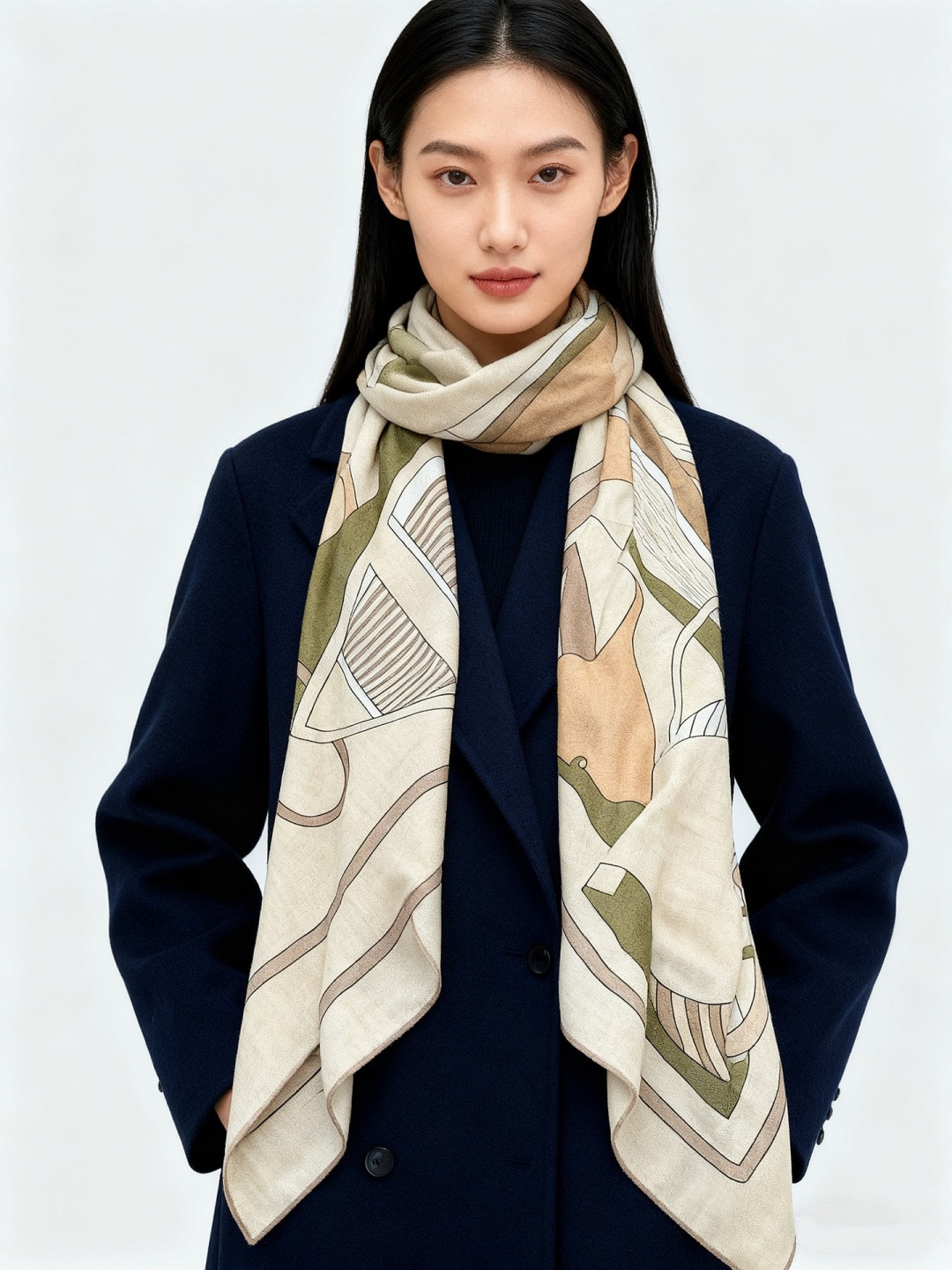 💟2025年早秋上新💞【双面同色丝绒方巾】手工卷边山羊绒和真丝混纺披肩（70%山羊绒，30%桑蚕丝）这款