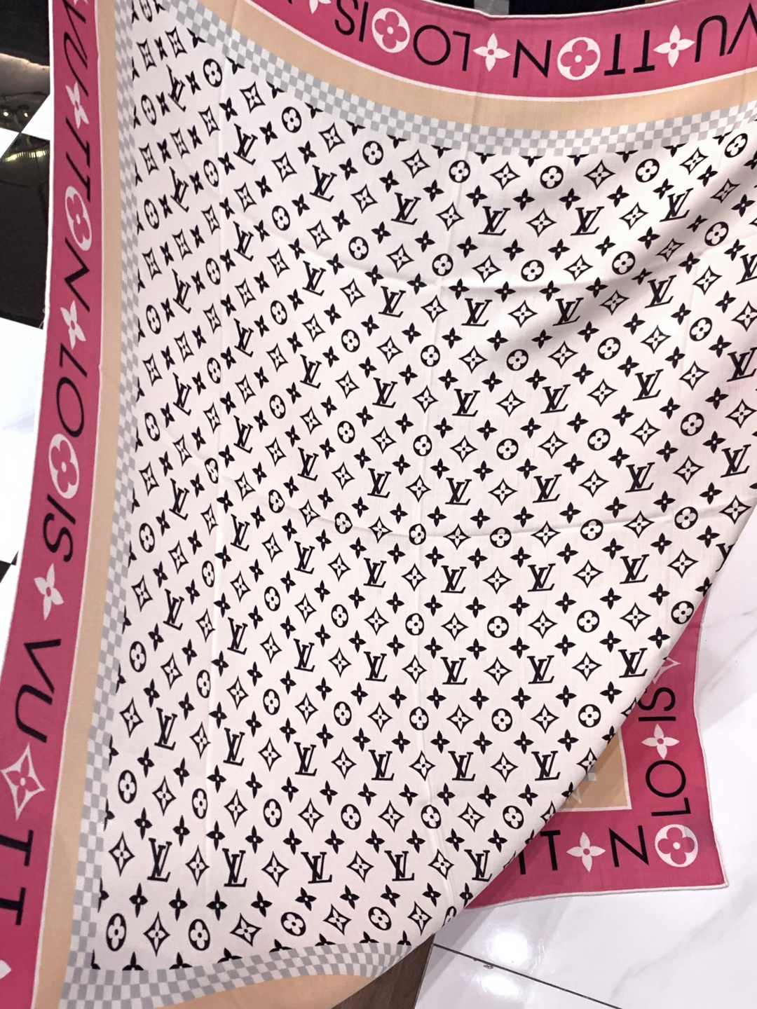 MONOGRAM INFINITY 140丝绒方巾【140顶级丝绒双面同色】Monogram Infin