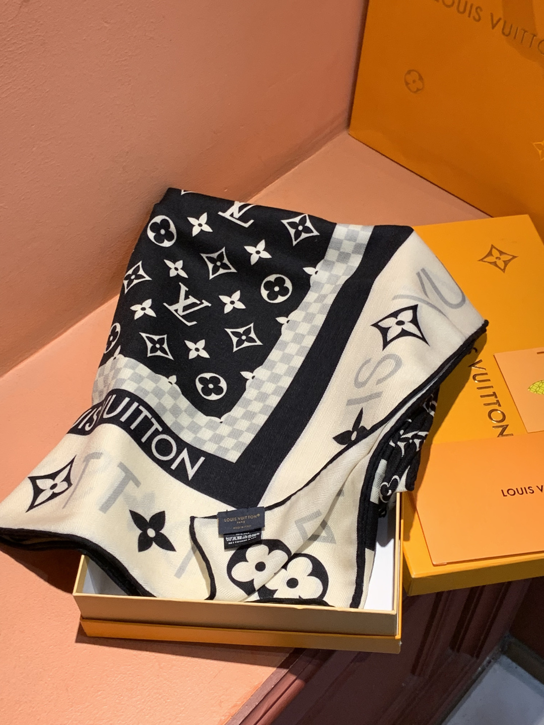 MONOGRAM INFINITY 140丝绒方巾【140顶级丝绒双面同色】Monogram Infin