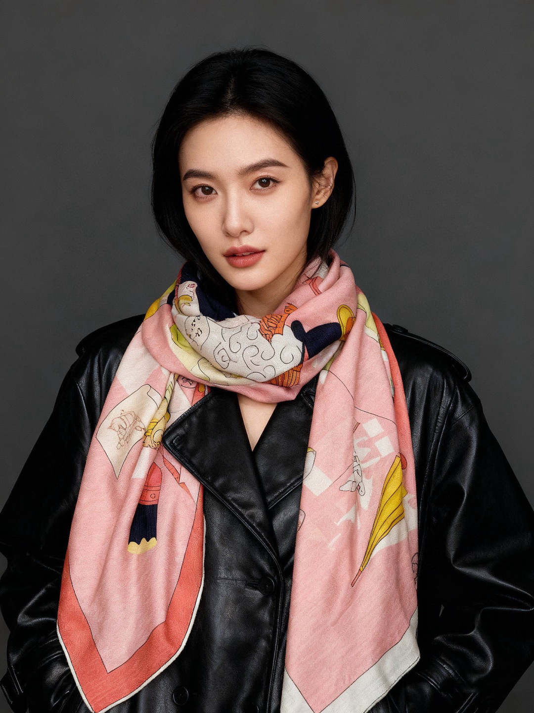 羊绒新款🆕👏👏买了都说好看‼️推荐💕爱马仕双面同色羊绒方巾【双面同色140】，顶级工艺超值‼️爱马仕专柜