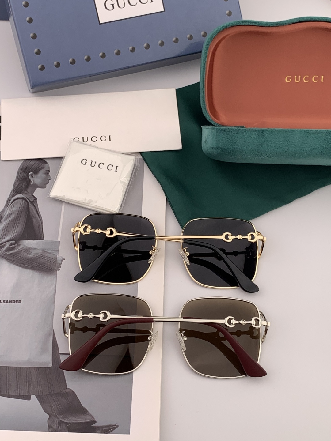 GUCCI 开春新款 最新款方框太阳镜 各路网红纷纷带起气场满分‼️ 俏皮甜美.上脸效果更佳.金属质感超