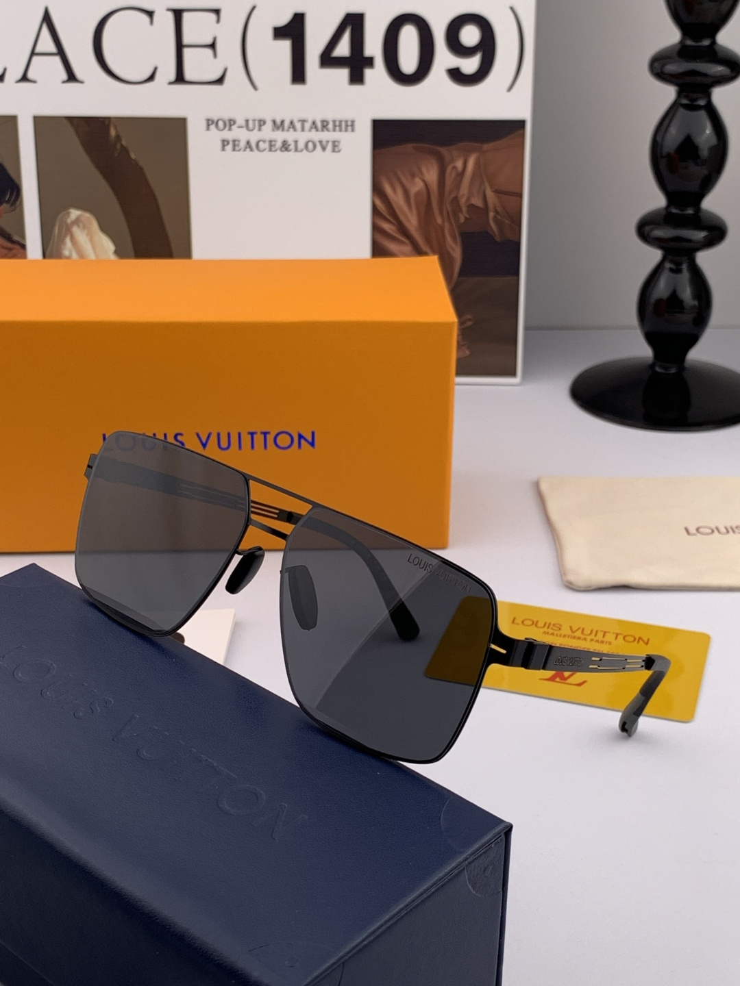 ♦️LV 2025新款男女情侣款太阳镜多边形墨镜iP电镀永不褪色 超轻超有弹性整幅眼镜无螺丝重要的是压不